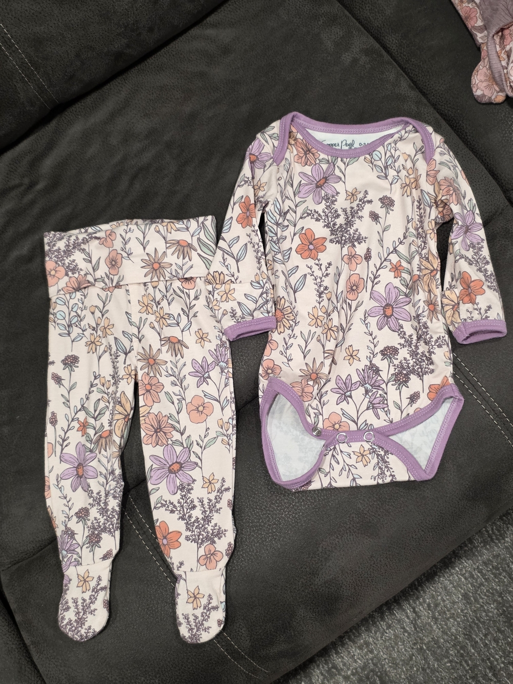Floral Lavender Set - Long Sleeve Bodysuit & Footed Pants